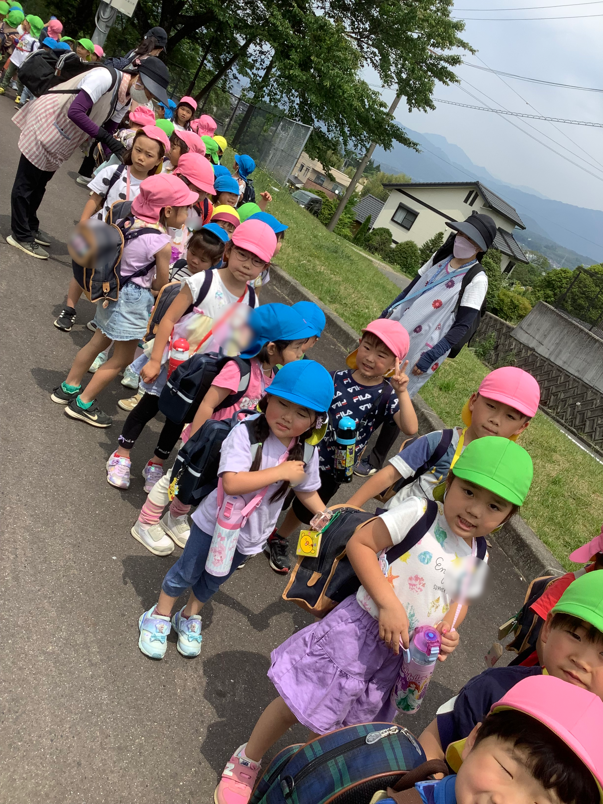 みんなでお散歩に出かけました♪