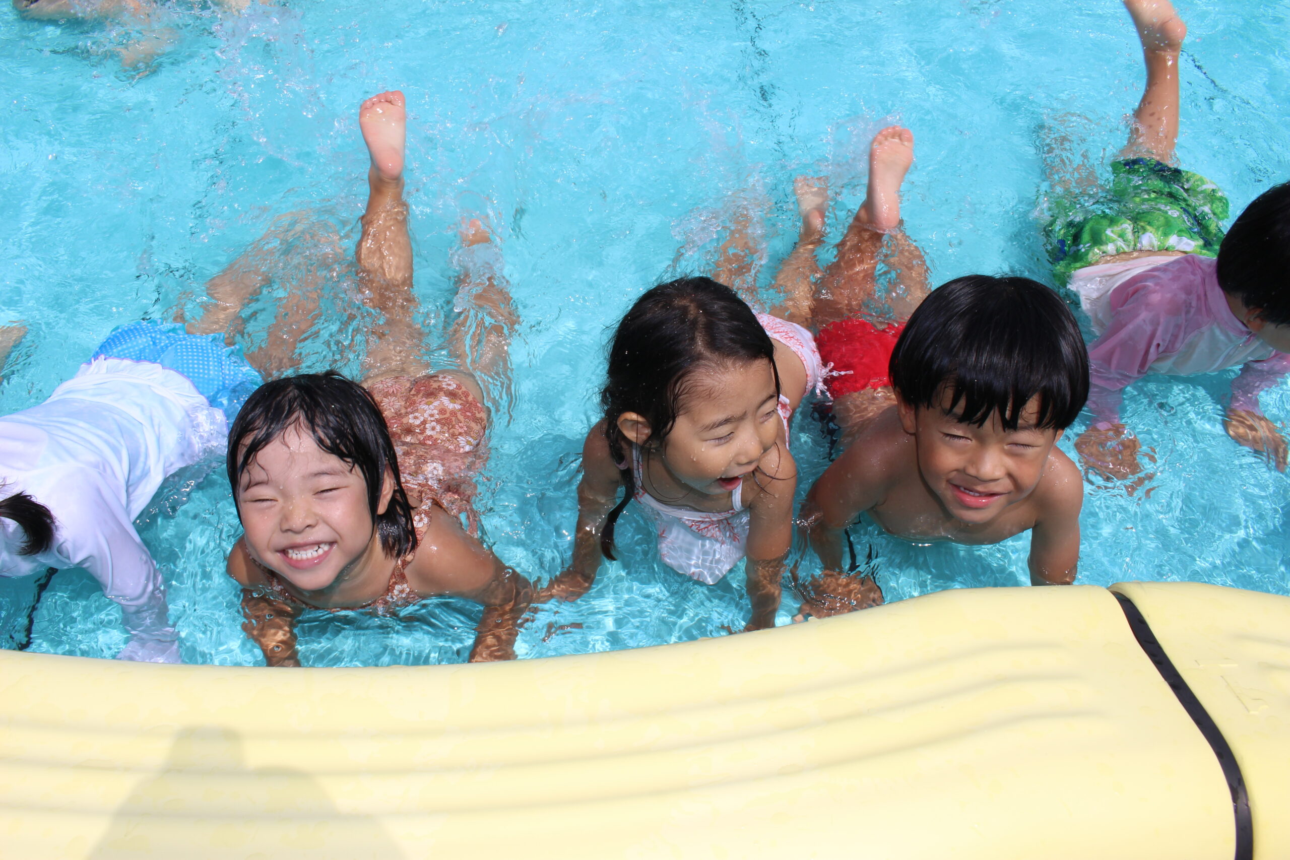 プール遊び楽しみました♡