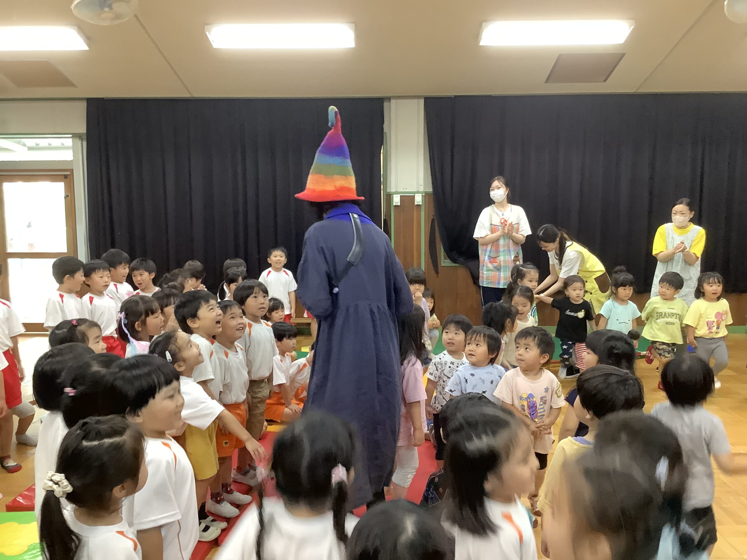 音楽鑑賞会をしました