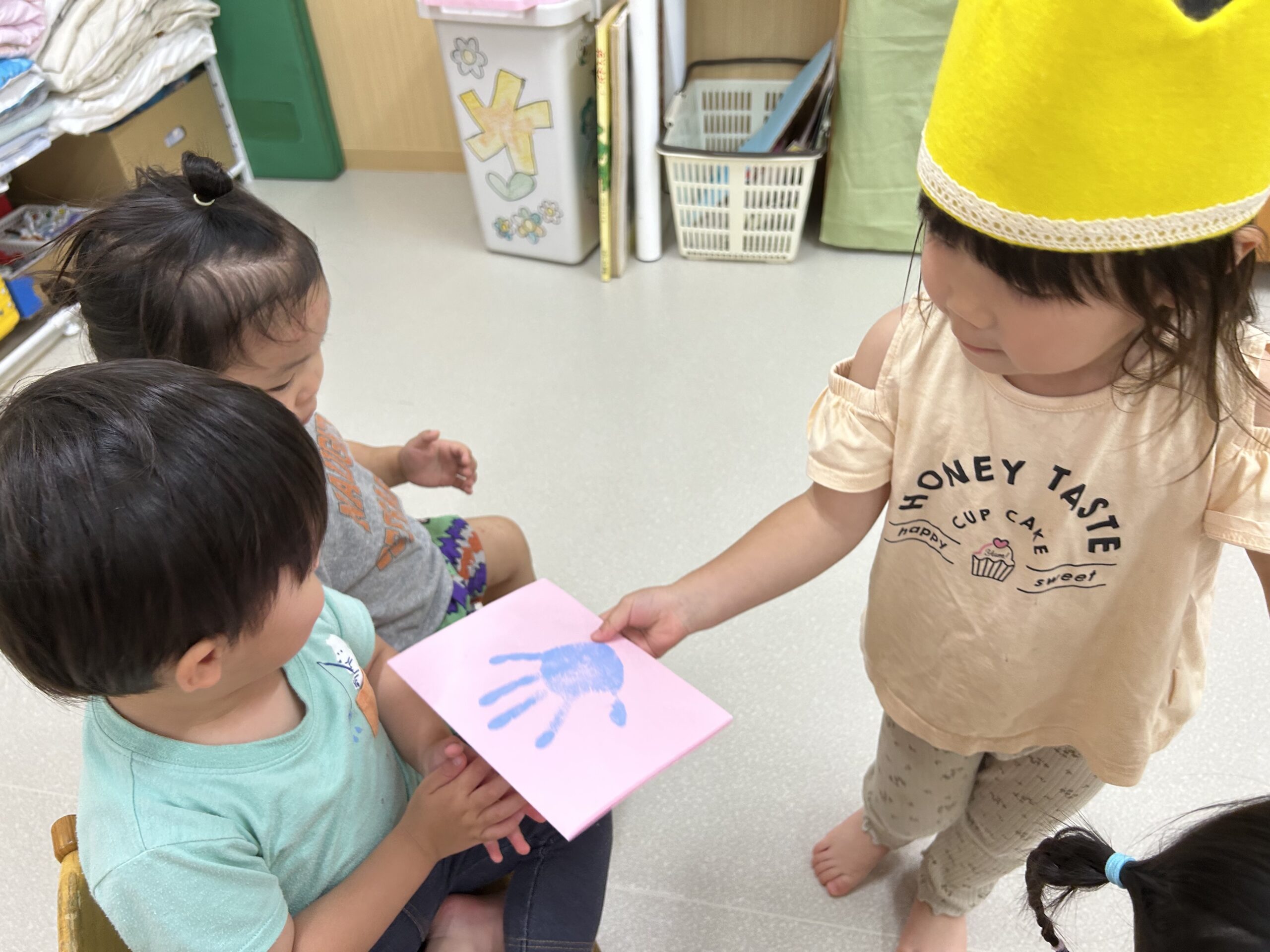 【未満児組】誕生日会の様子