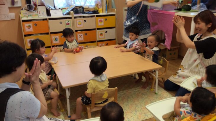 8月の食育【未満児組 /  0・１歳児編】