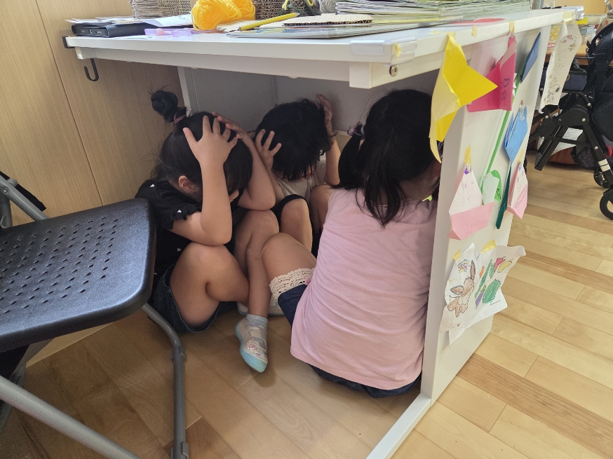 命を守る訓練を行いました。